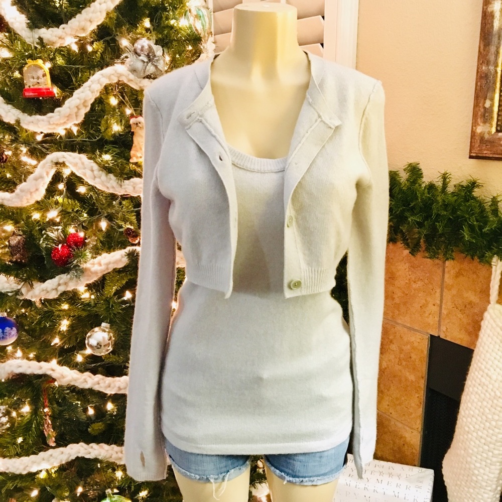 🔥NWOT INHABIT Cashmere Sweater - L